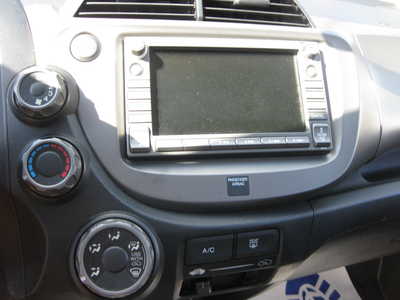 2011 Honda Fit, $7995. Photo 8
