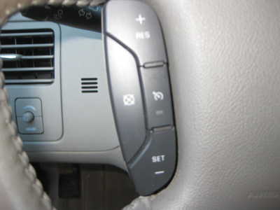 2011 Buick Lucerne, $8995. Photo 10