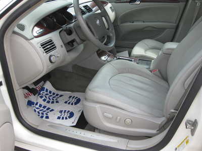 2007 Buick Lucerne, $9995. Photo 5