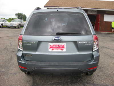 2012 Subaru Forester, $11900. Photo 4