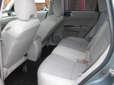2012 Subaru Forester, $11900. Photo 6