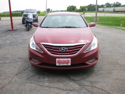 2013 Hyundai Sonata, $7995. Photo 2