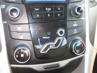 2013 Hyundai Sonata, $7995. Photo 9