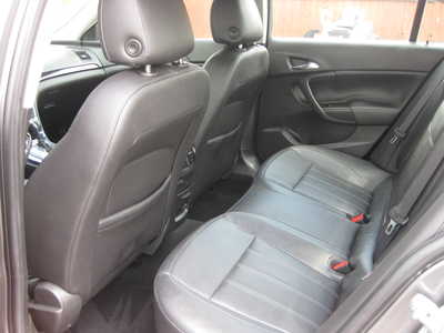 2011 Buick Regal, $8995. Photo 7