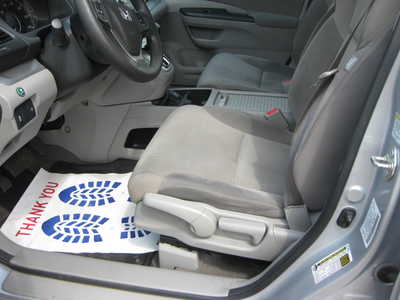 2014 Honda CR-V, $14900. Photo 5