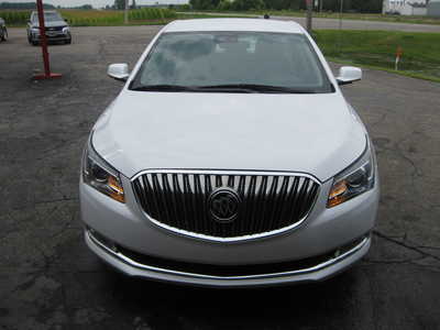 2015 Buick LaCrosse, $18900. Photo 1