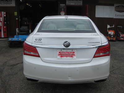 2015 Buick LaCrosse, $18900. Photo 3