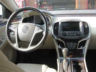 2015 Buick LaCrosse, $18900. Photo 8