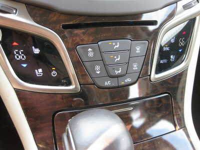2015 Buick LaCrosse, $18900. Photo 9