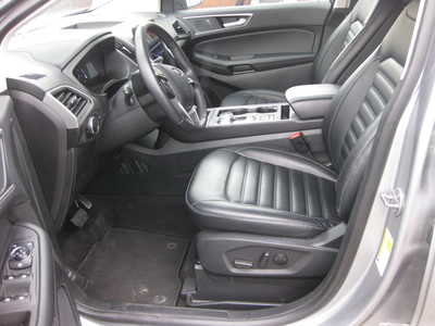 2024 Ford Edge, $28900. Photo 5