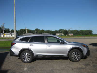 2021 Subaru Outback, $26900. Photo 3