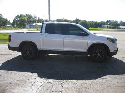 2023 Honda Ridgeline, $27900. Photo 2
