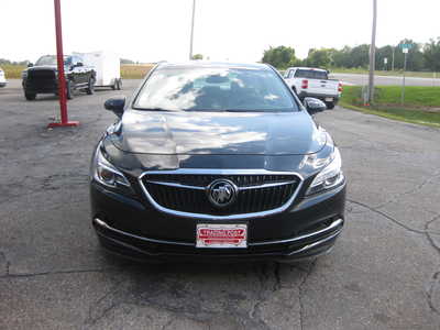2017 Buick LaCrosse, $21900. Photo 4