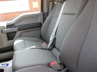2018 Ford F150 Crew Cab, $19900. Photo 9