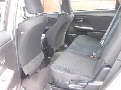 2016 Toyota Prius, $16900. Photo 6