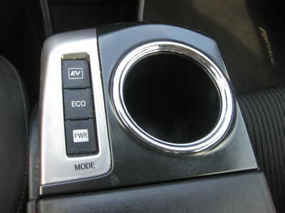 2016 Toyota Prius, $16900. Photo 8