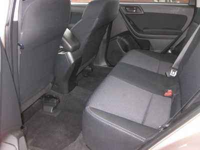 2015 Subaru Forester, $11900. Photo 6