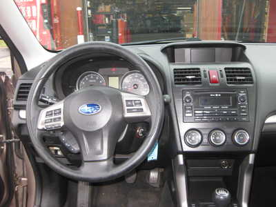 2015 Subaru Forester, $11900. Photo 7