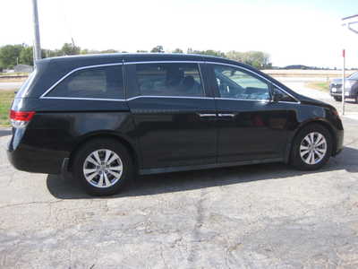 2015 Honda Odyssey, $16900. Photo 2