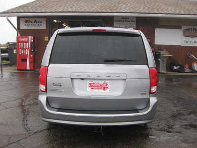2018 Dodge Caravan, Grand, $13900. Photo 4