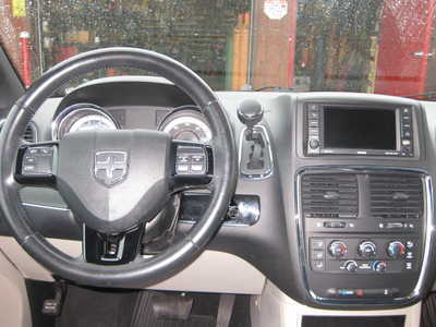 2018 Dodge Caravan, Grand, $13900. Photo 9