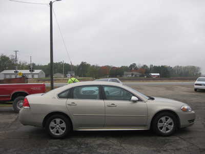 2009 Chevrolet Impala, $8995. Photo 3