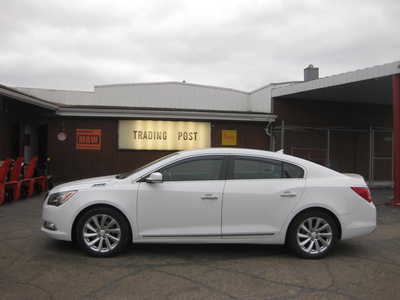 2014 Buick LaCrosse, $11900. Photo 1