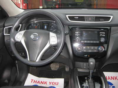 2014 Nissan Rogue, $3995. Photo 7