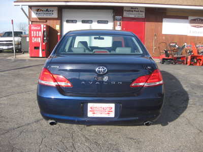 2006 Toyota Avalon, $8995. Photo 4
