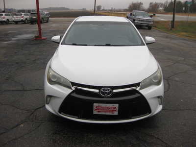 2015 Toyota Camry, $12900. Photo 3