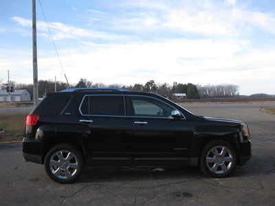 2016 GMC Terrain, $15900. Photo 3