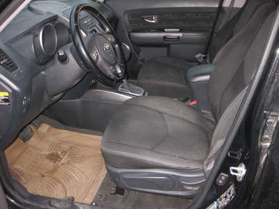2013 Kia Soul, $3495. Photo 5
