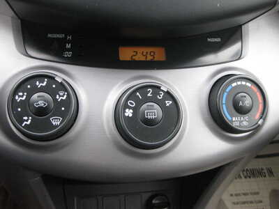 2007 Toyota RAV4, $9995. Photo 8