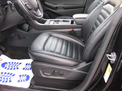 2024 Ford Edge, $23900. Photo 5