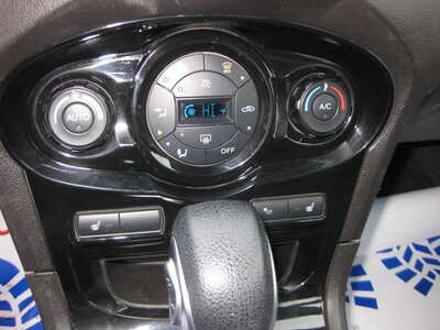 2014 Ford Fiesta, $4995. Photo 8