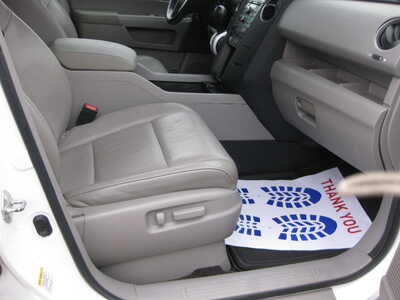 2011 Honda Pilot, $11900. Photo 6