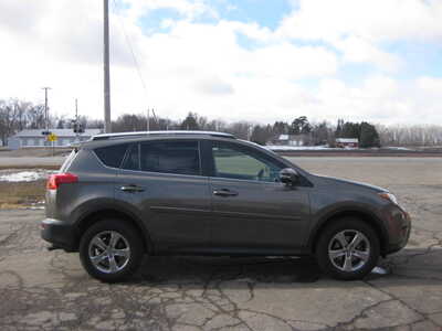 2015 Toyota RAV4, $17900. Photo 3