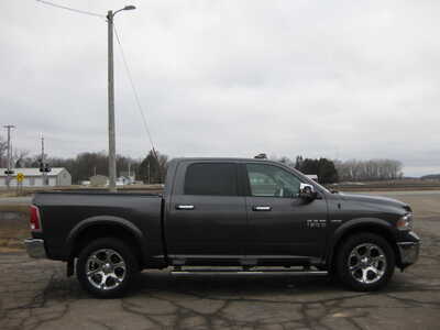 2017 RAM 1500 Crew Cab, $27900. Photo 3