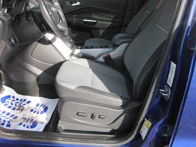 2014 Ford Escape, $6995. Photo 5