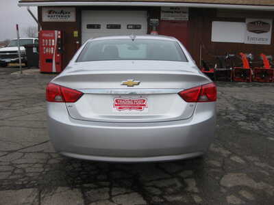 2017 Chevrolet Impala, $7995. Photo 4