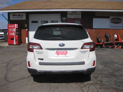 2015 Subaru Outback, $12900. Photo 4