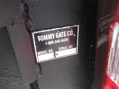 2005 Chevrolet 2500 Reg Cab, $7995. Photo 5