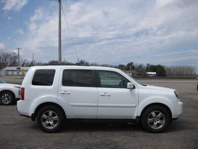 2011 Honda Pilot, $11900. Photo 3