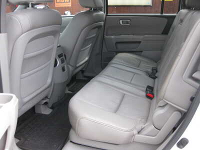 2011 Honda Pilot, $11900. Photo 9