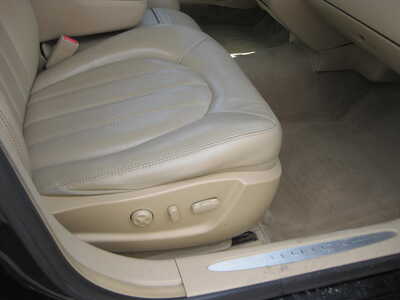 2011 Buick Lucerne, $7995. Photo 6