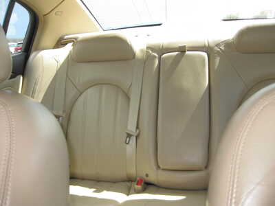 2011 Buick Lucerne, $7995. Photo 12