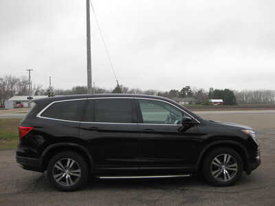2016 Honda Pilot, $18900. Photo 3