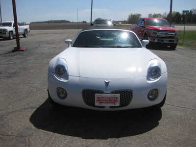 2008 Pontiac Solstice, $8995. Photo 3