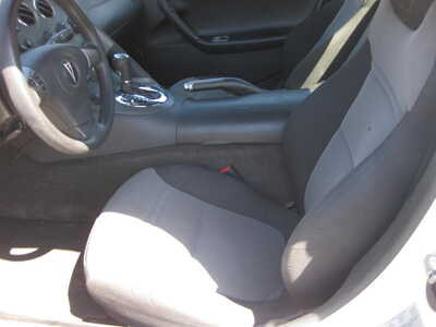 2008 Pontiac Solstice, $8995. Photo 6