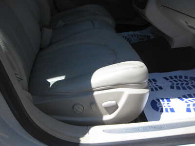 2010 Buick Lucerne, $8995. Photo 6